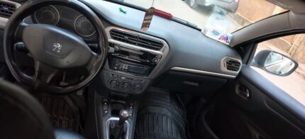 فابريكا بالكامل برا وجوا بالكتالوجات موديل ٢٠١٥ رخصة ايرباجات ومثبت سرعة واي بي اس تلات سنين